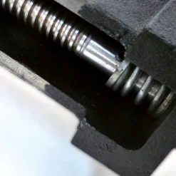 PEUGEOT - EBT200 Etau D'établi Pivotant En Fonte GS Et Acier 200 Mm -Scheppach PEUGEOT Etau d etabli pivotant EBT 200 100715 3